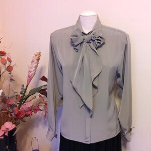 VTG Jaeger Bow Tie Neck Blouse Shirt Women’s Dressy Elegant Top XL 16